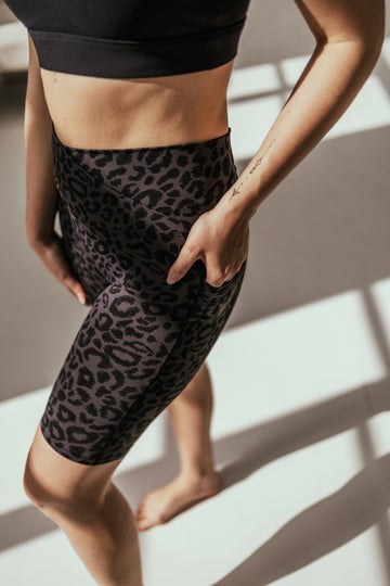 Leo Biker Shorts With Pockets