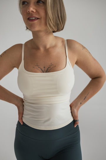 White Strap augsta atbalsta tops
