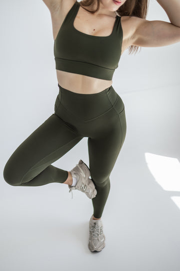 Compression Fit Deep Green legingi ar kabatām