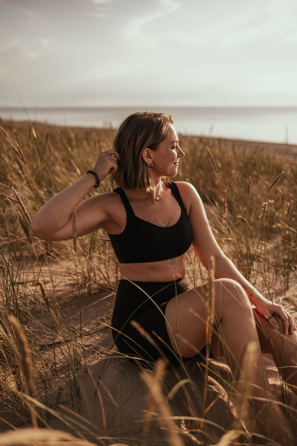 Melni Sculpt šorti