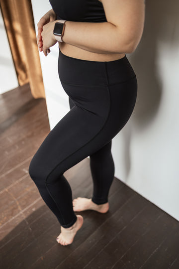 Melni Performance Sculpt legingi (pagarināta versija)