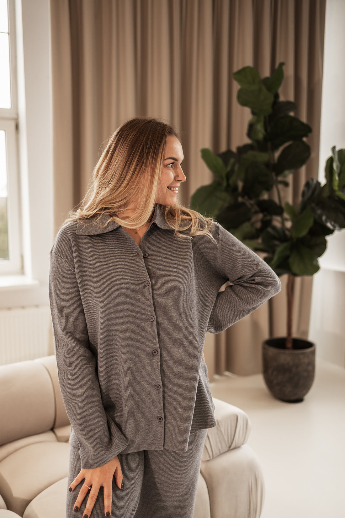 Ease in Knit Grey adīts lounge komplekts